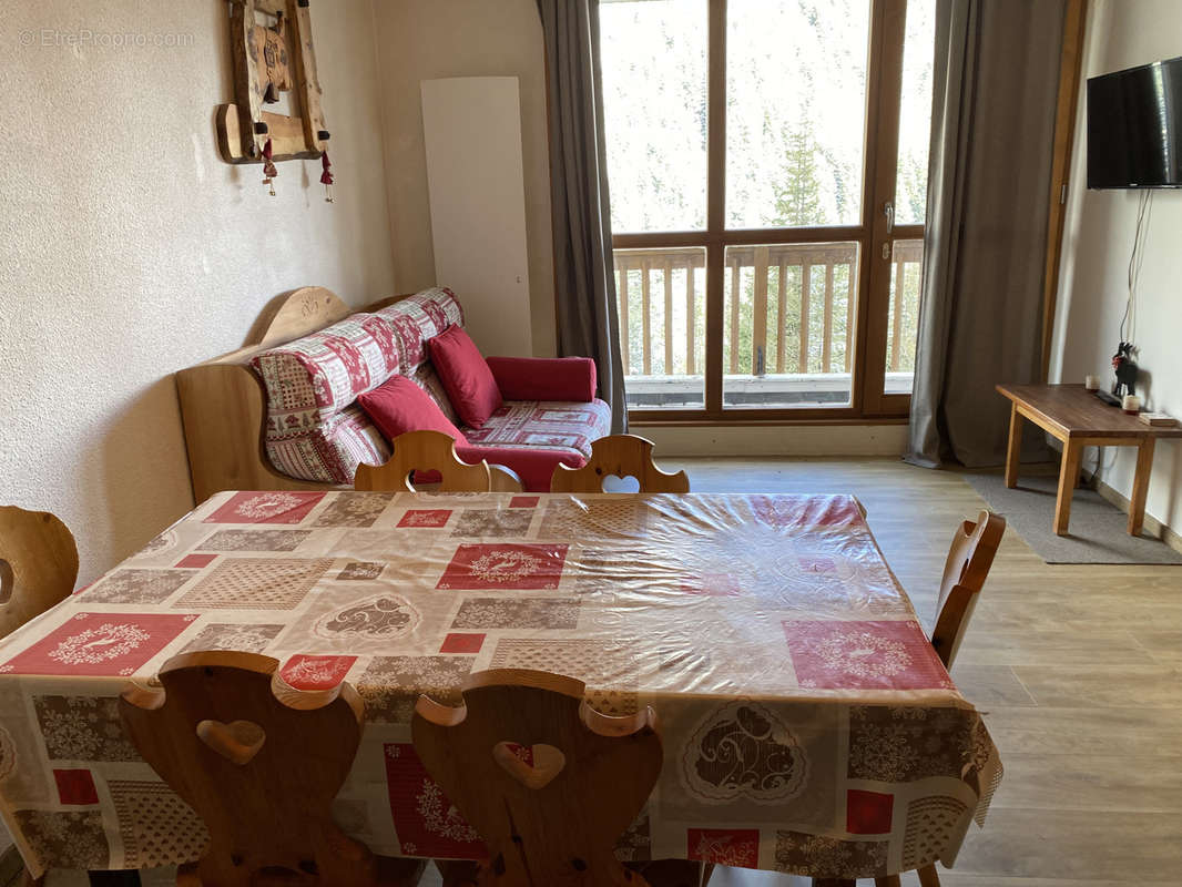 Appartement à AVRIEUX