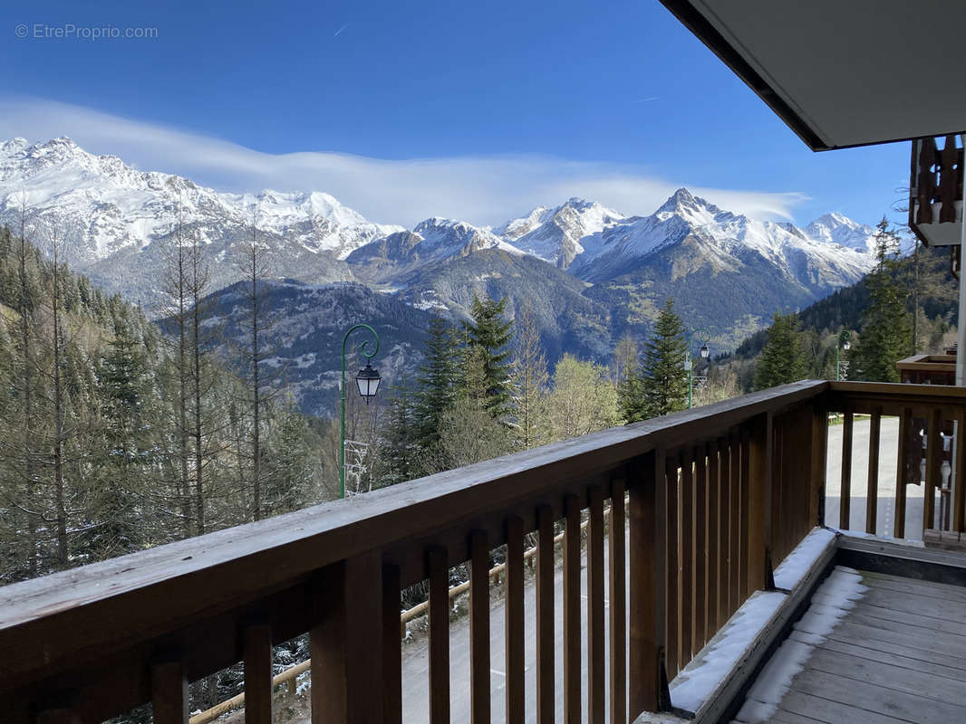 Appartement à AVRIEUX