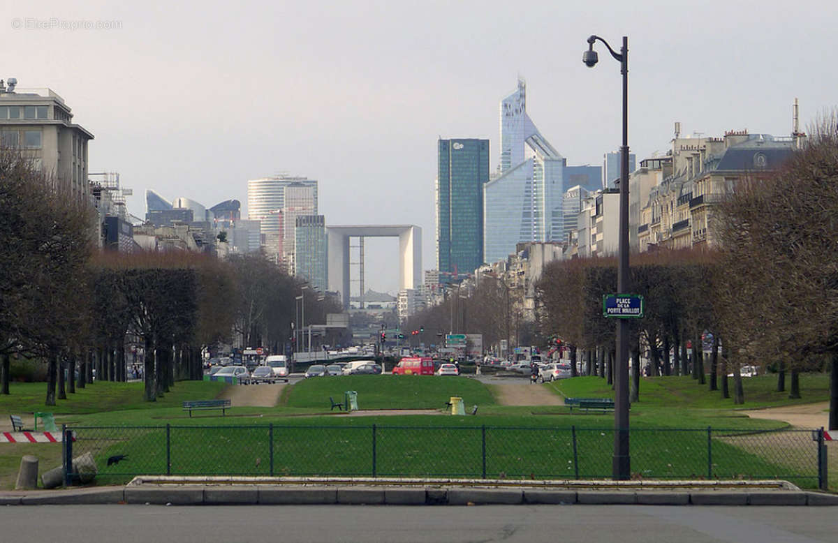 Appartement à PARIS-17E