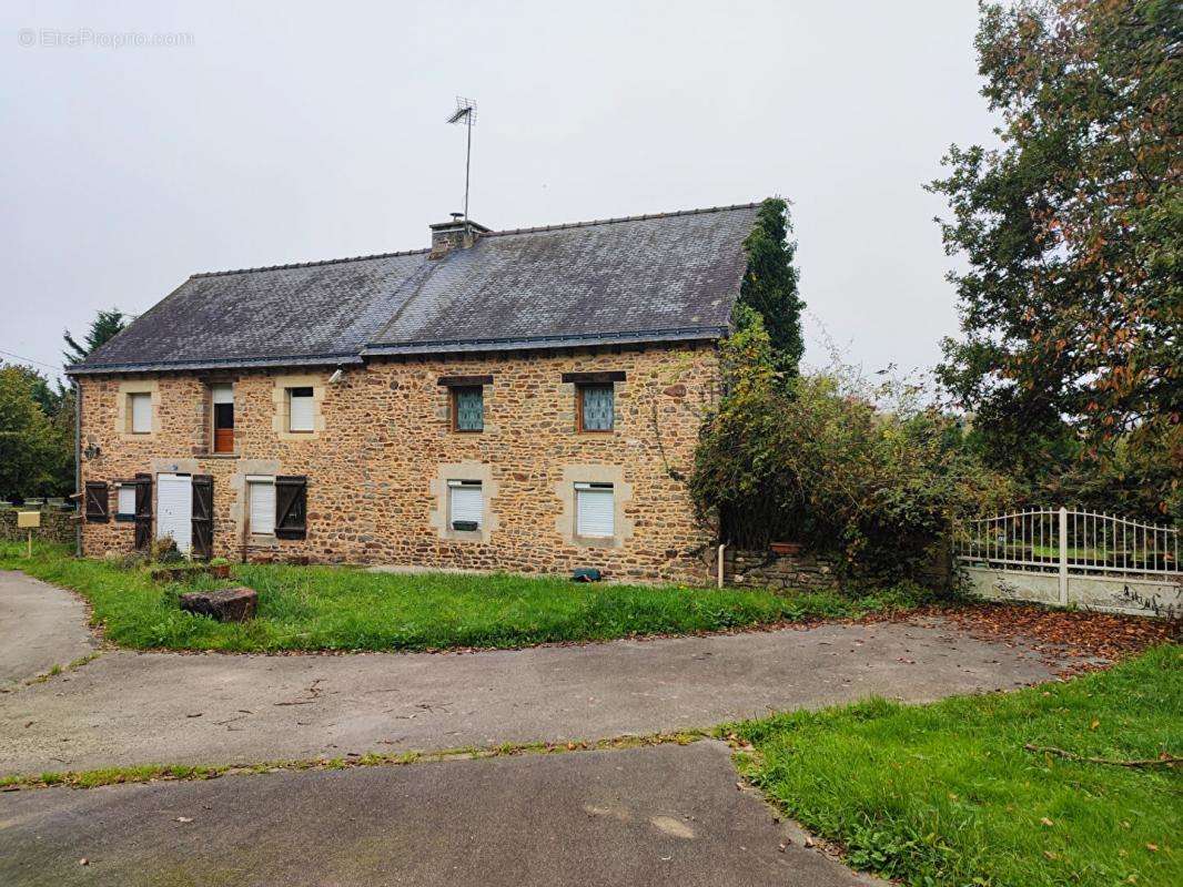 Maison à GUILLIERS