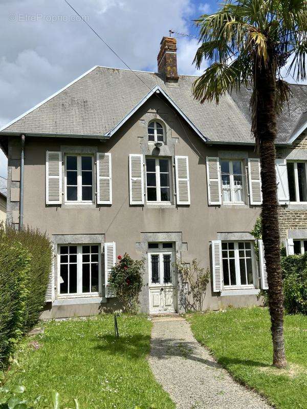 Maison à GRIMESNIL