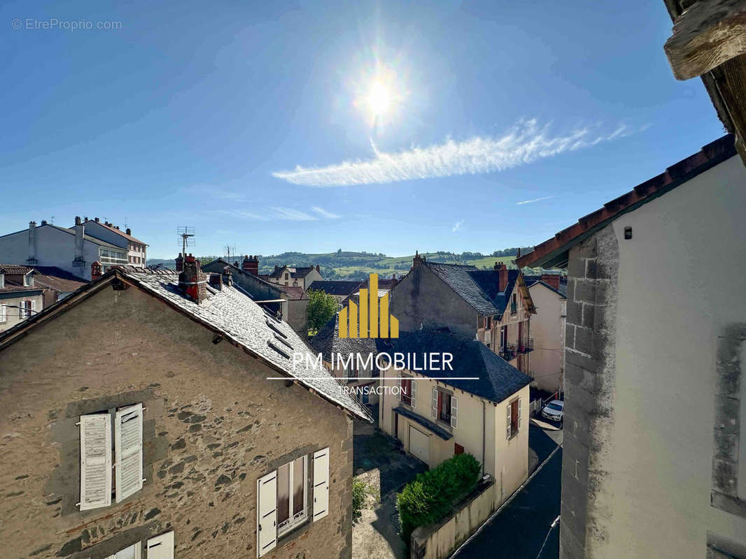 Appartement à AURILLAC