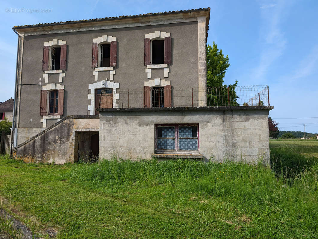 Maison à CASTILLONNES