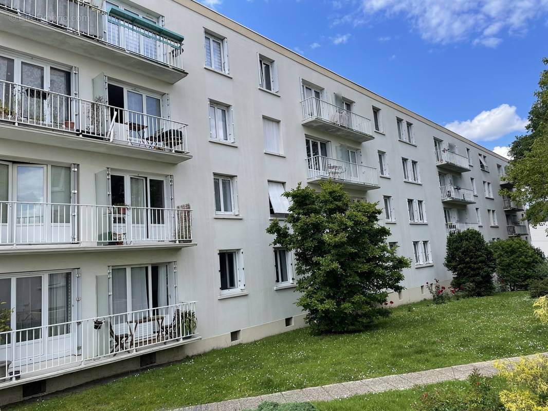 Appartement à SAINT-SEBASTIEN-SUR-LOIRE