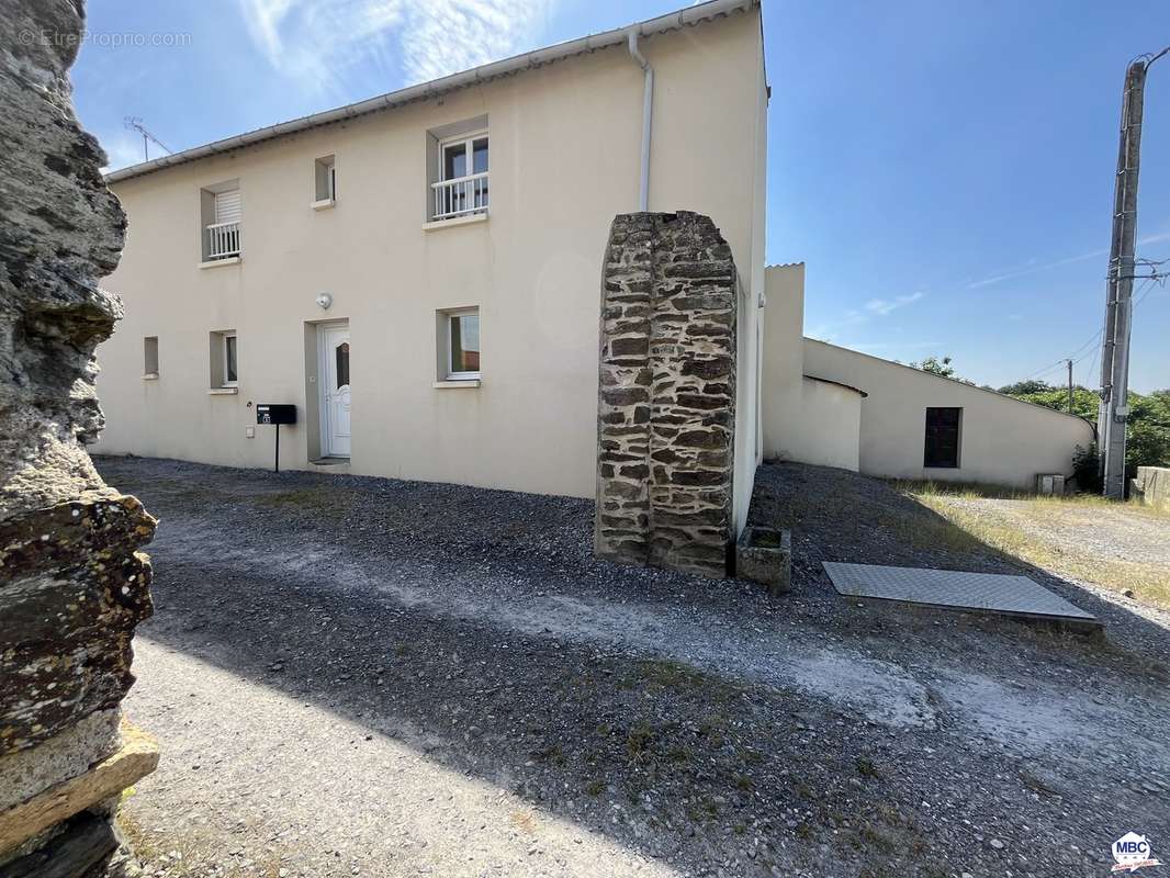 Maison à SAINT-FLORENT-LE-VIEIL