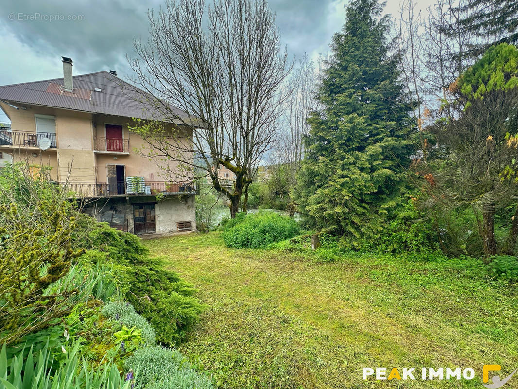 Maison à LESCHERAINES