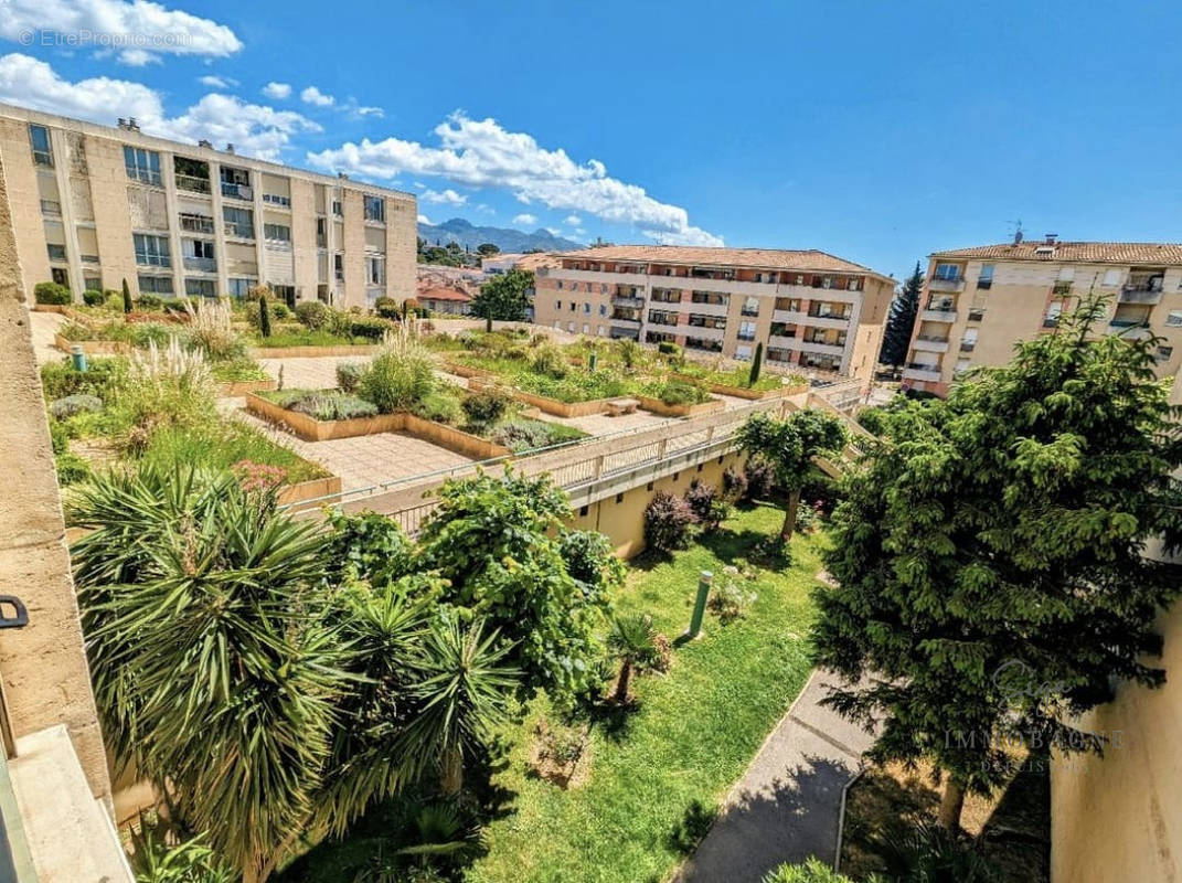 Appartement à AUBAGNE