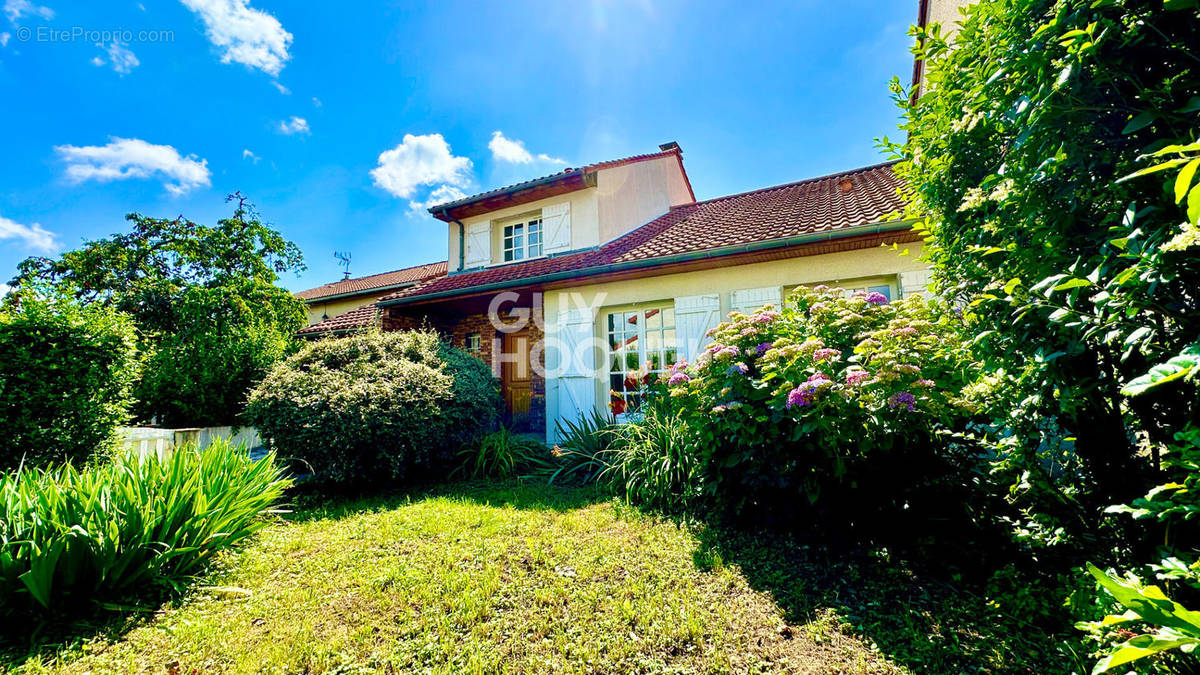 Maison à CLERMONT-FERRAND