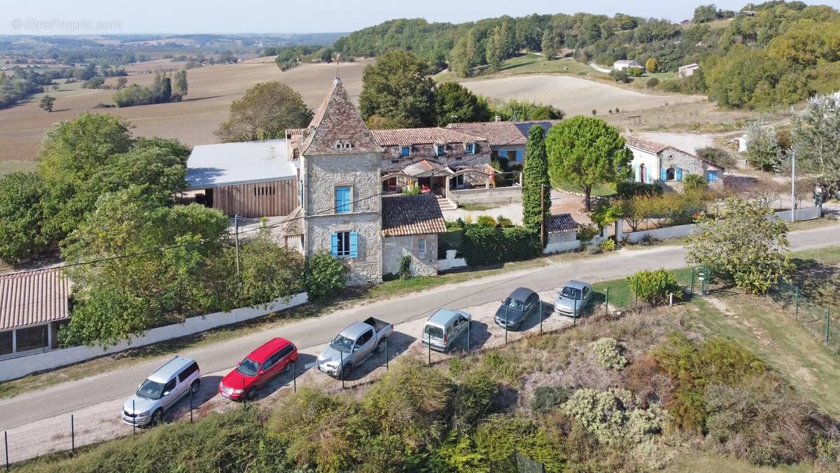 Maison à TOMBEBOEUF