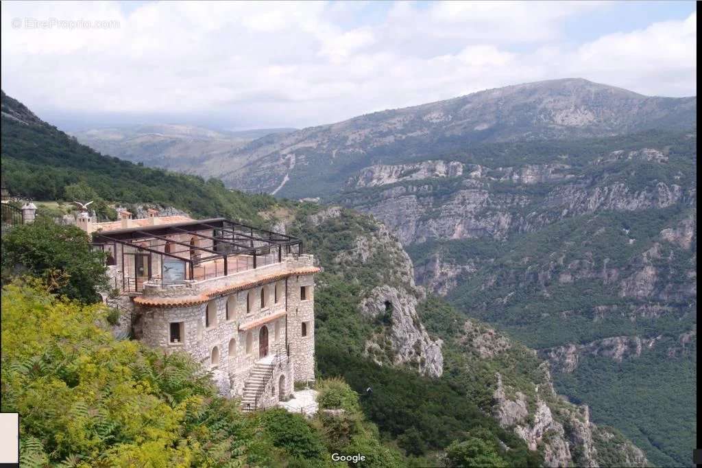 Maison à GOURDON