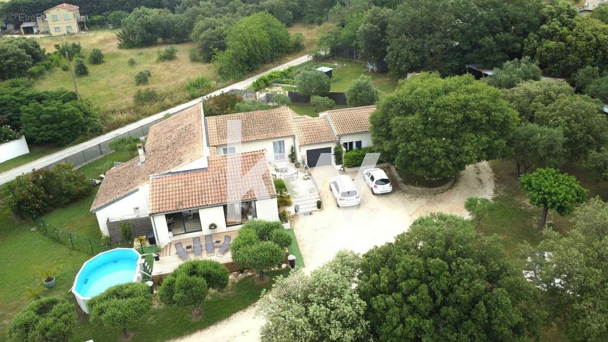 Maison à UZES