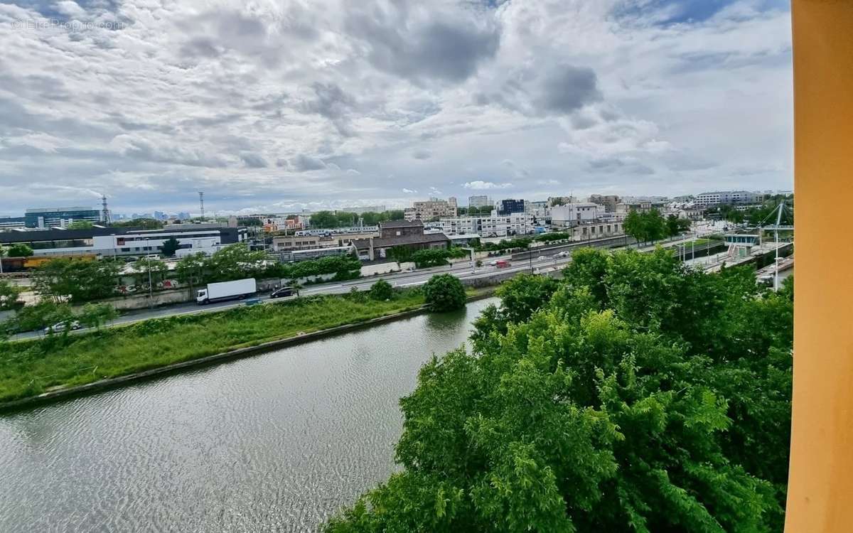 Appartement à SAINT-DENIS