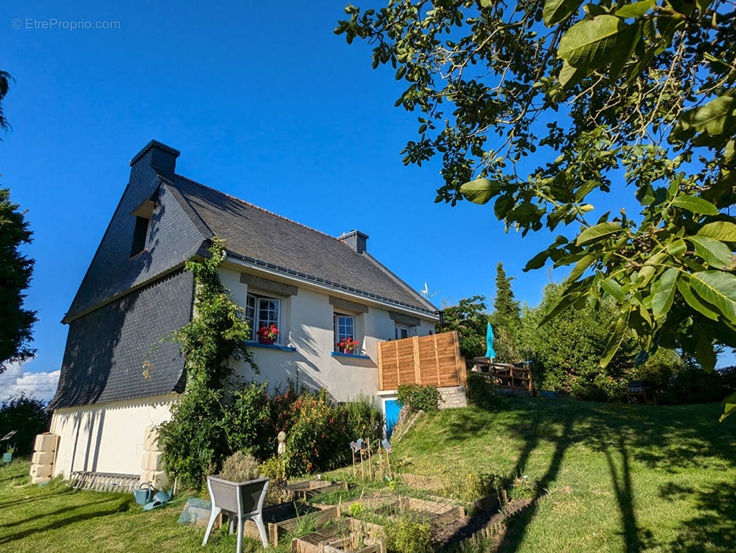 Maison à CRUGUEL