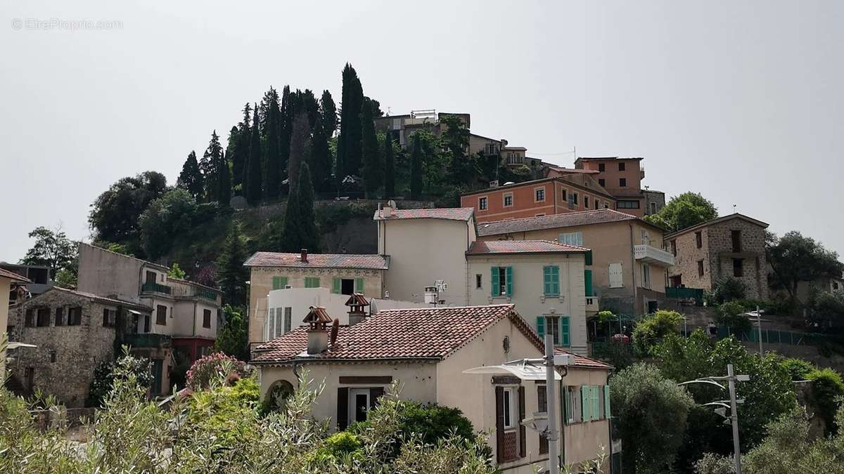 Appartement à COARAZE