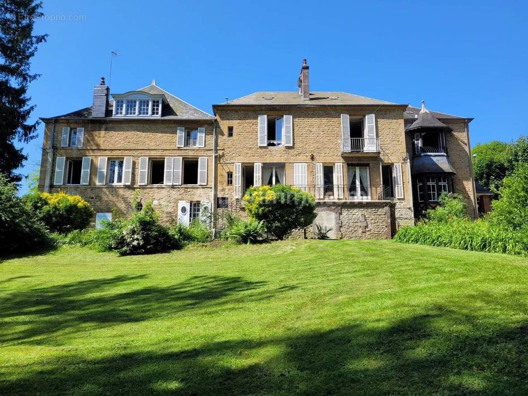 Maison à CHARLEVILLE-MEZIERES