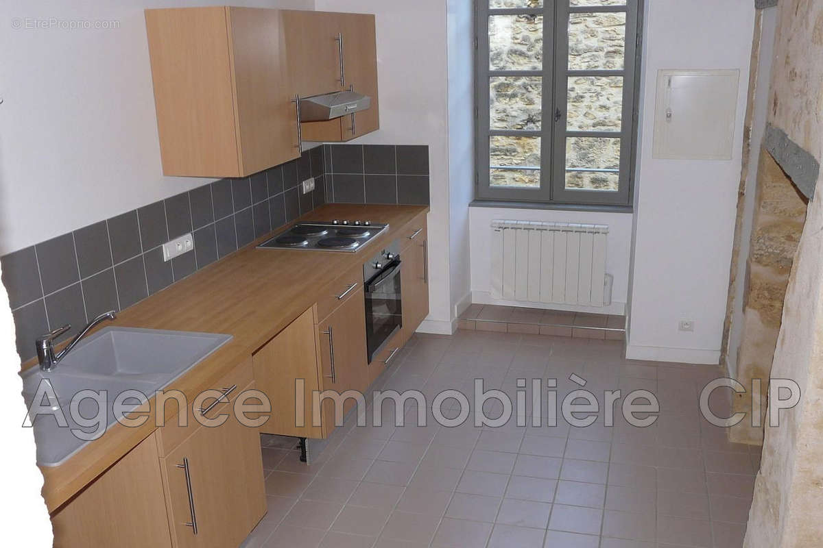 Appartement à SARLAT-LA-CANEDA