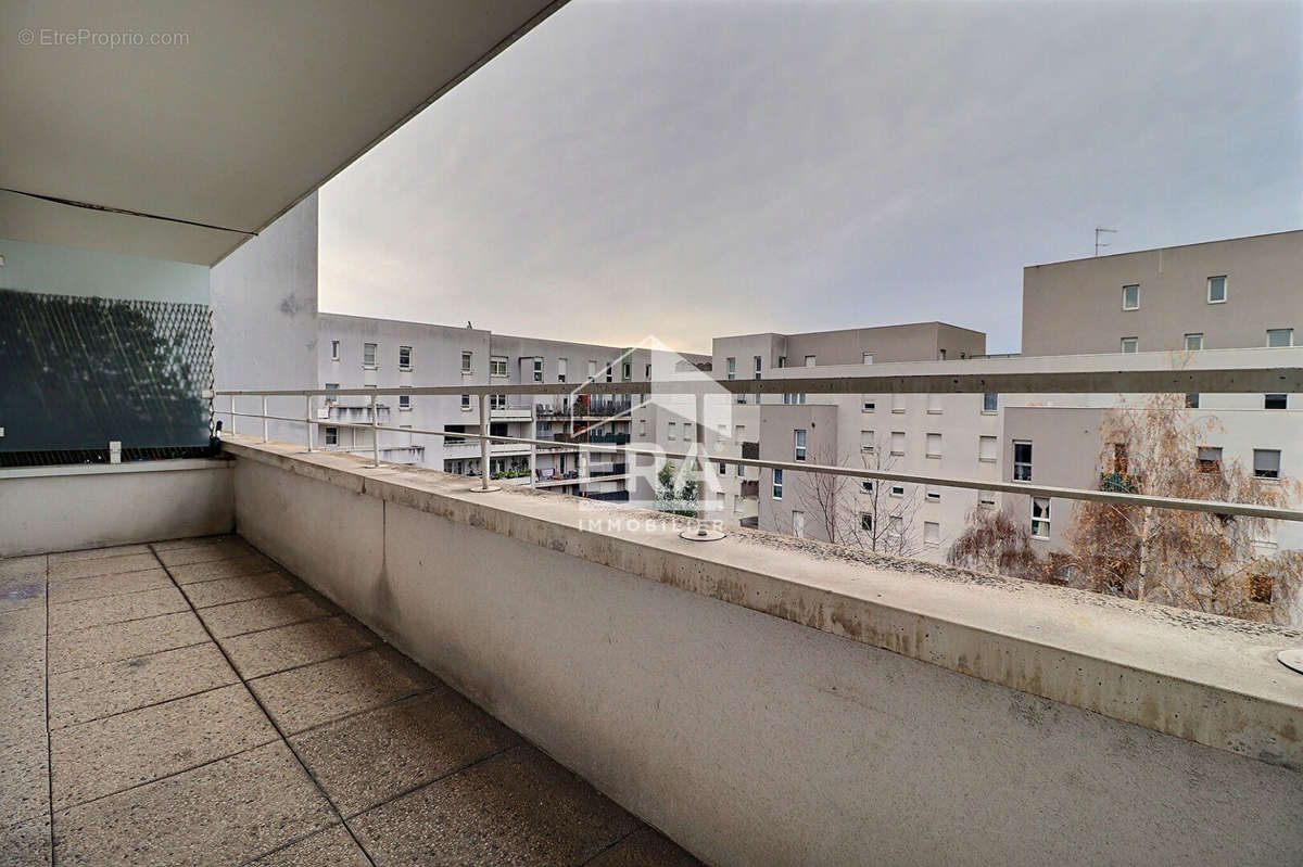 Appartement à SAINT-DENIS