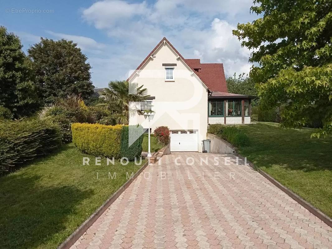 Maison à LE BOSC-ROGER-EN-ROUMOIS