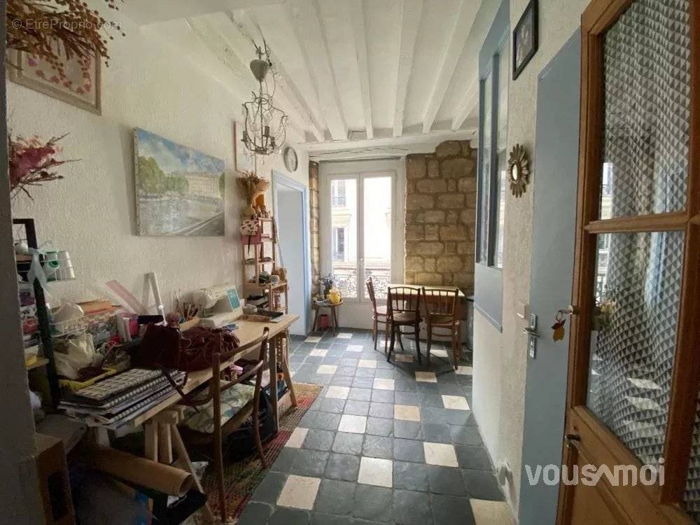 Appartement à PARIS-10E