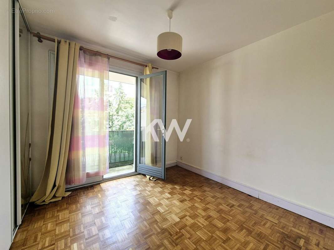 Appartement à NEUILLY-PLAISANCE