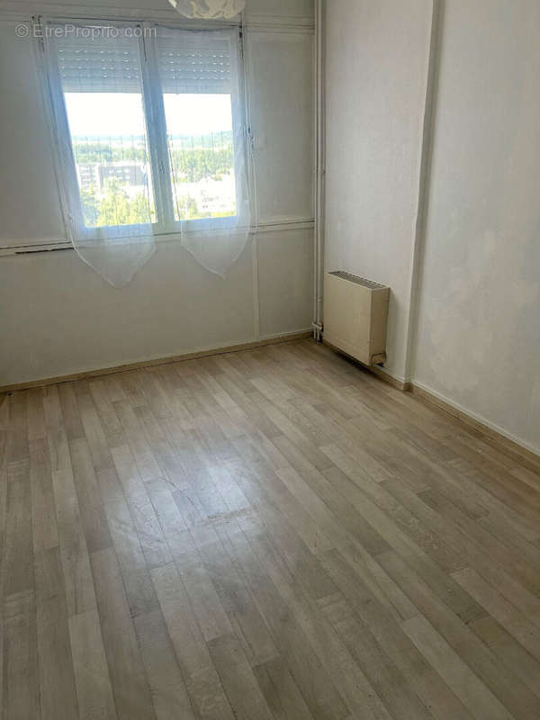 Appartement à MANTES-LA-JOLIE