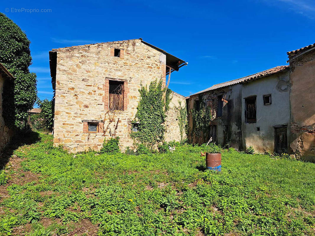 Maison à BOURNONCLE-SAINT-PIERRE