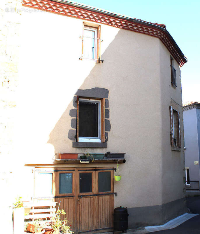 Maison à LAMONTGIE