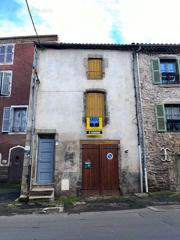 Maison à CHAMPEIX