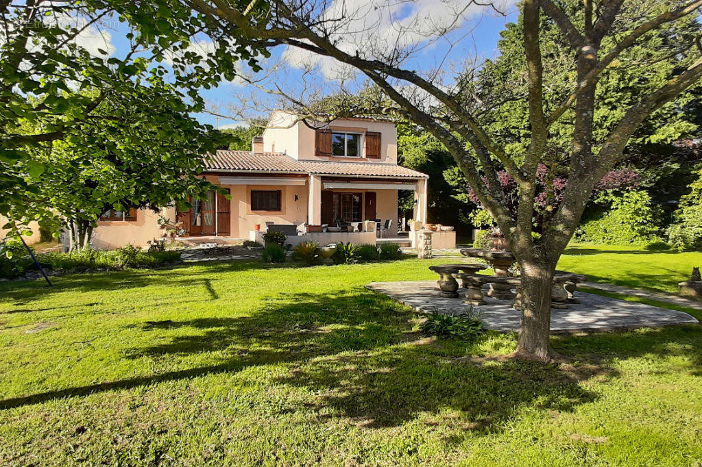 Maison à LAURIS