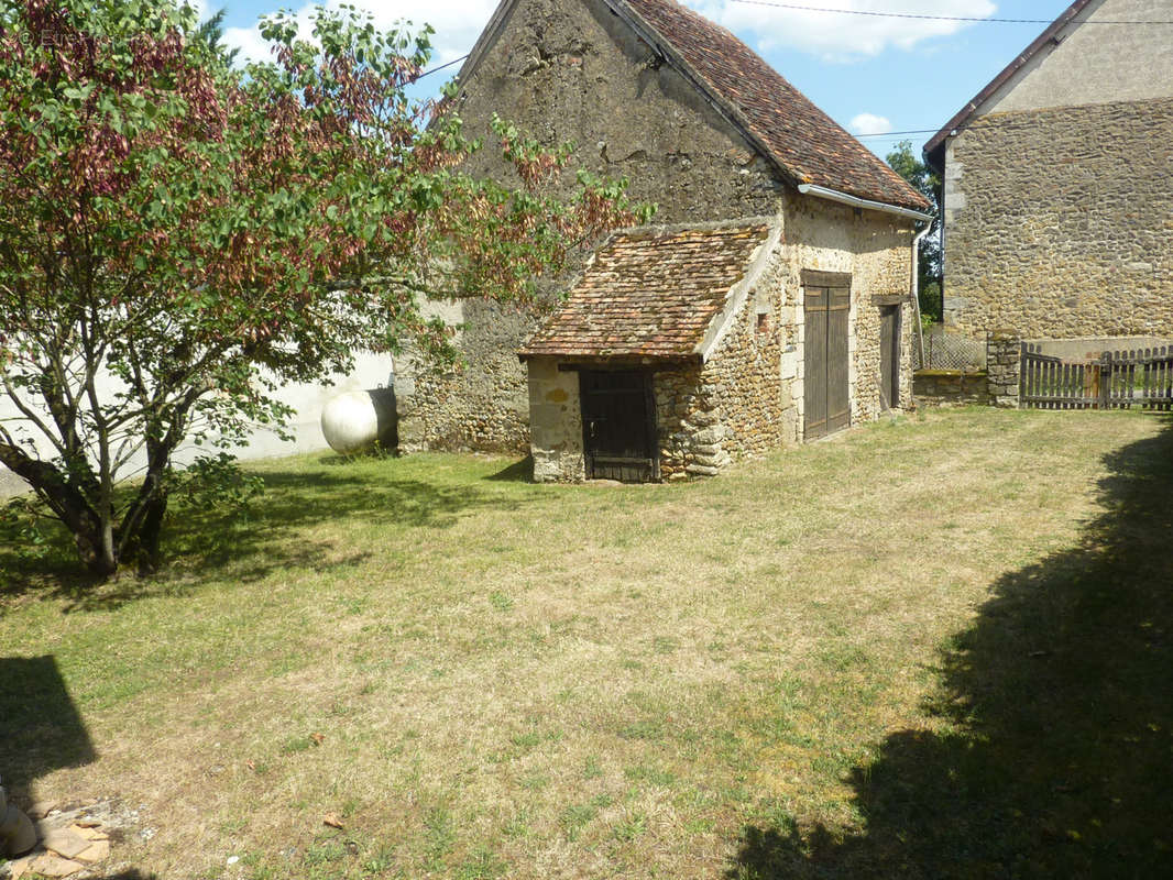 Maison à BRIGUEIL-LE-CHANTRE