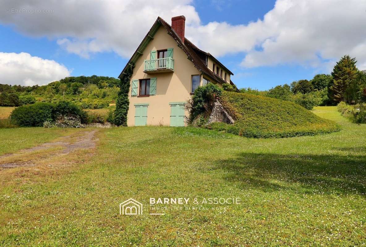 Maison à SAINT-MARTIN-DE-BOSCHERVILLE