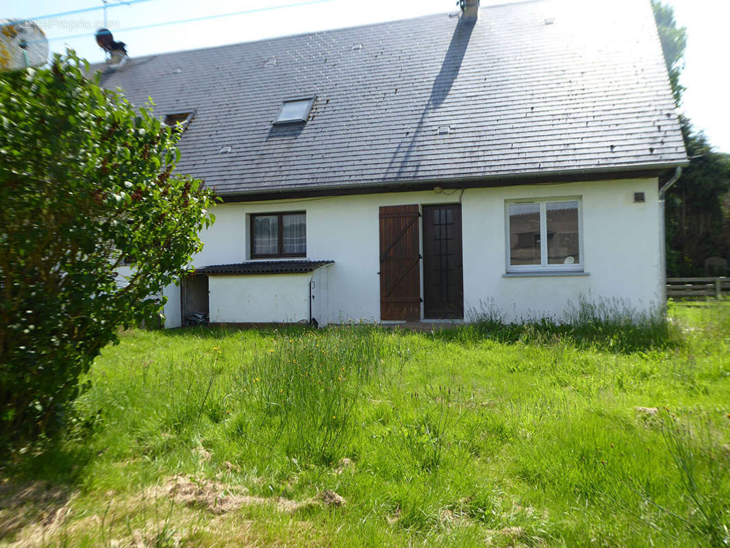 Maison à CORMEILLES