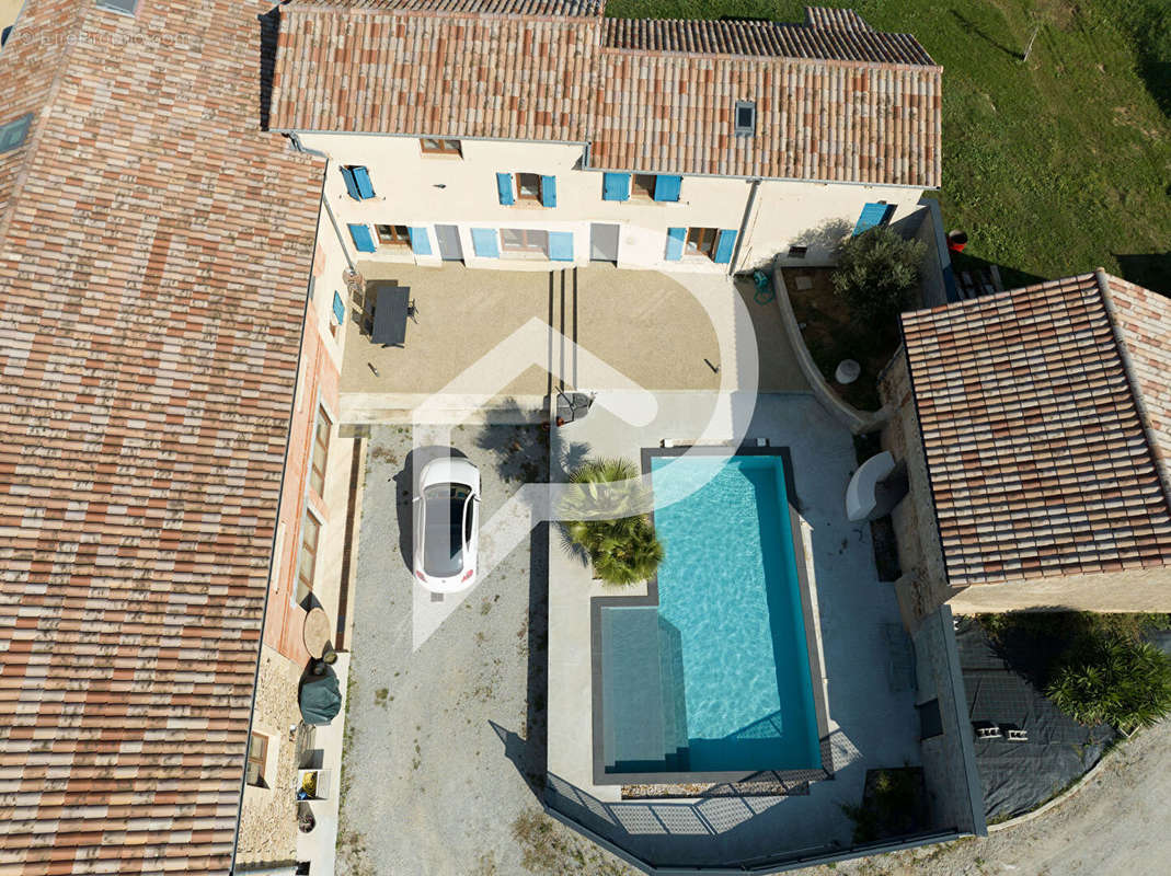 Maison à SAINT-BARDOUX