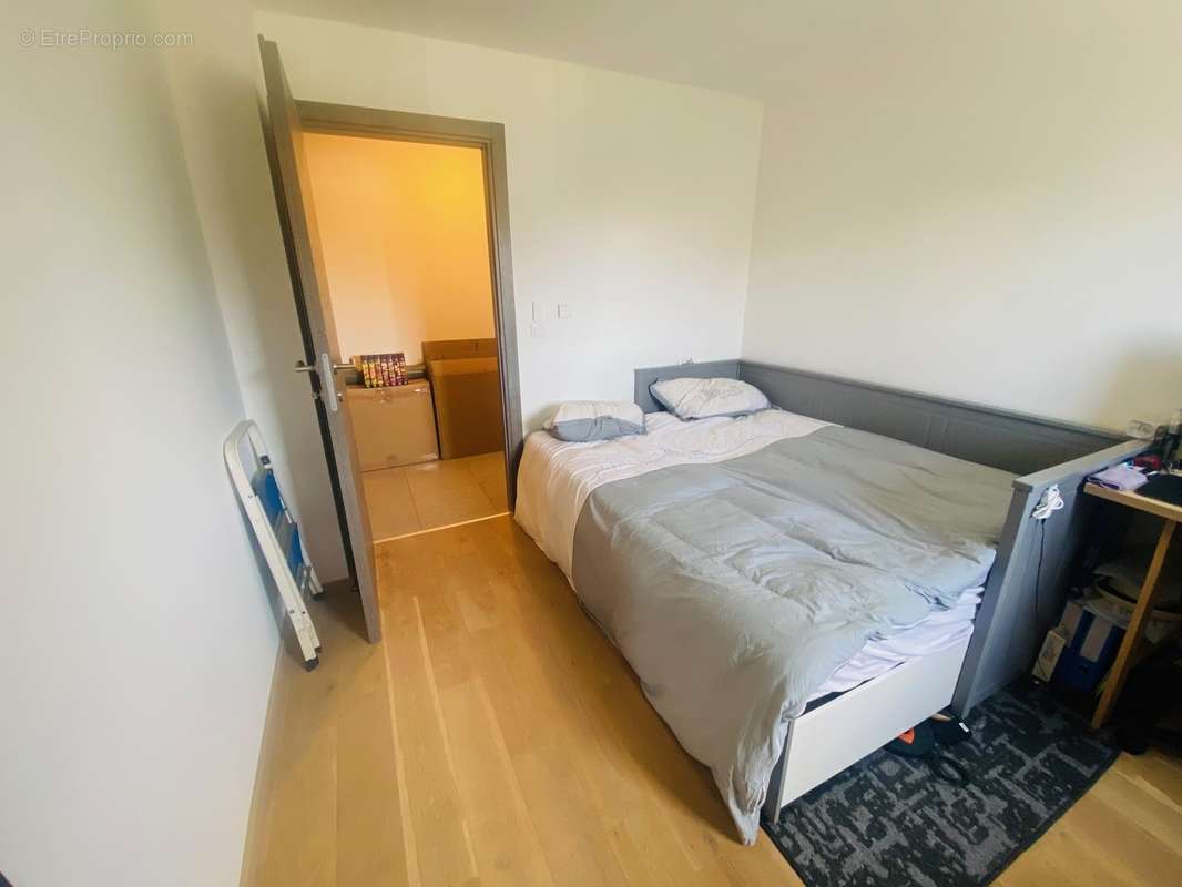 chambre 3 - Appartement à GAILLARD