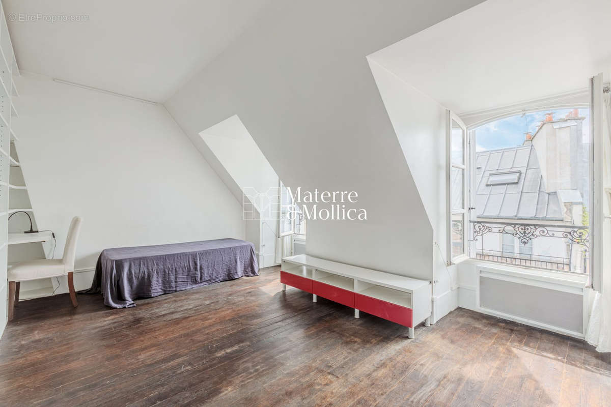 Appartement à PARIS-6E