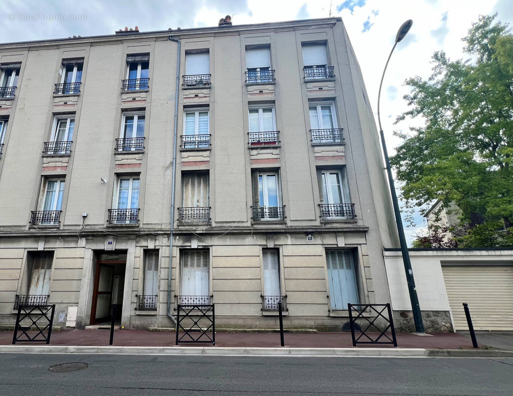 Appartement à SAINT-MAUR-DES-FOSSES