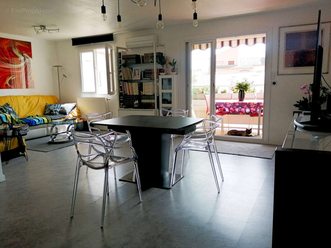 Appartement à HYERES