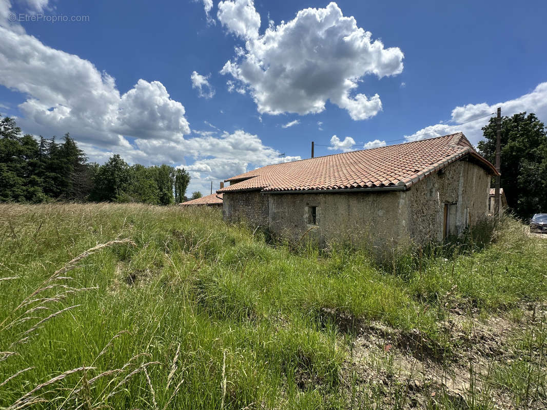 Maison à VANXAINS