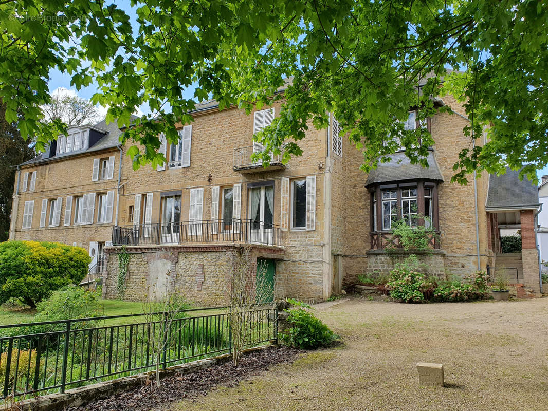 Maison à CHARLEVILLE-MEZIERES