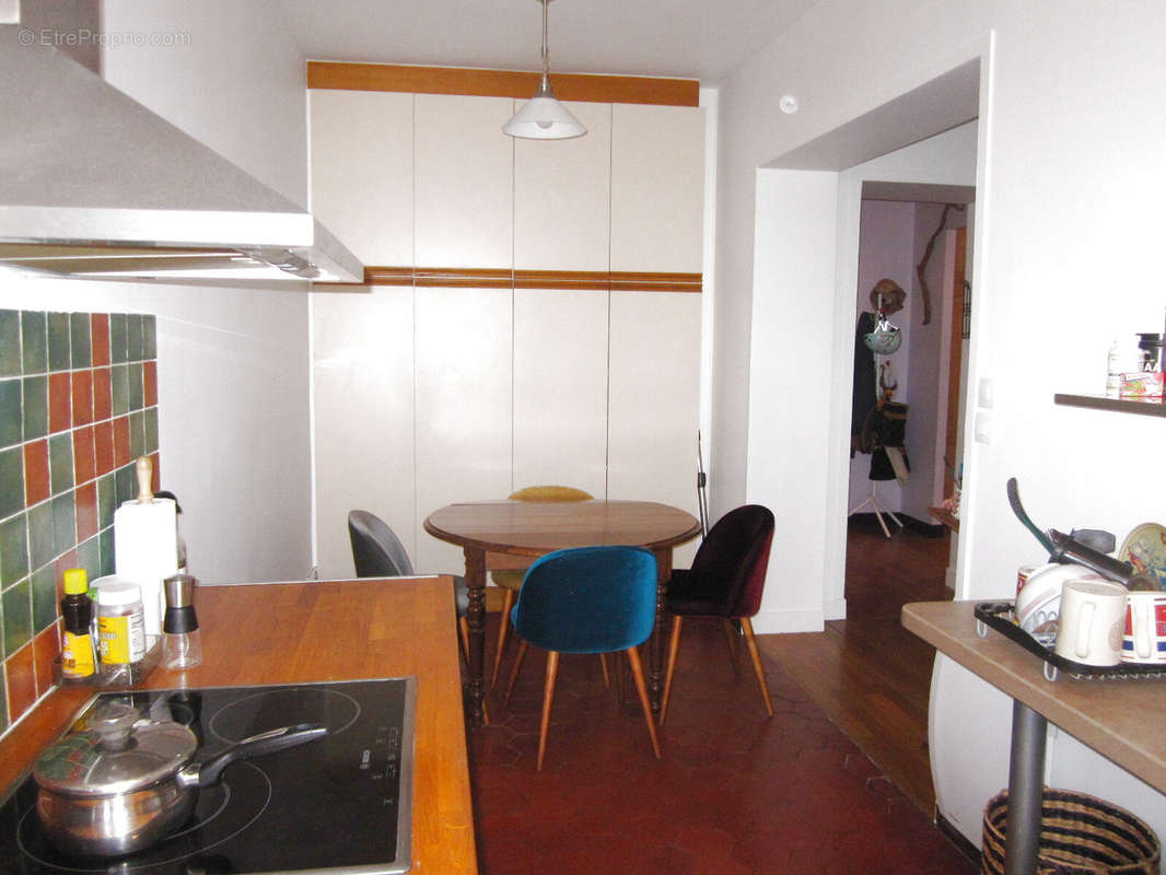 Appartement à PARIS-12E