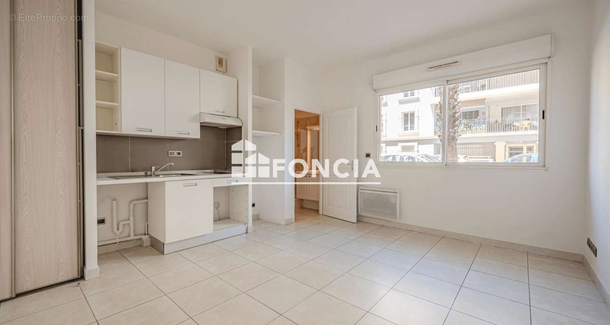 Appartement à HYERES