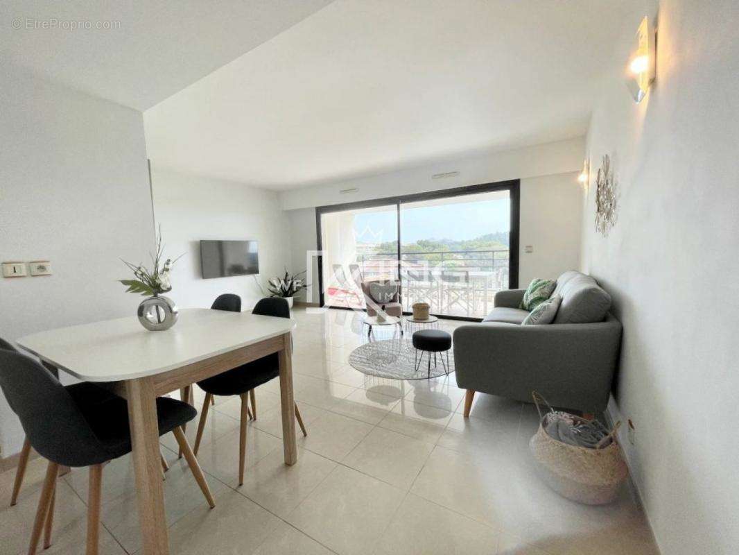 Appartement à SAINT-RAPHAEL