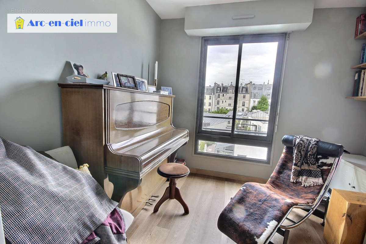 Appartement à PARIS-11E