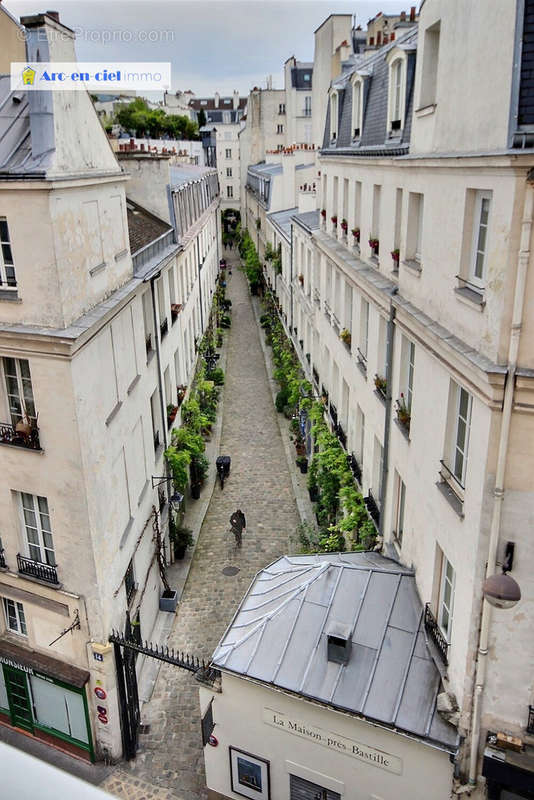 Appartement à PARIS-11E