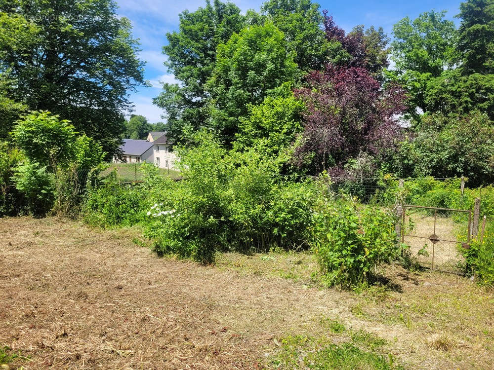 Appartement à BOURG-LASTIC