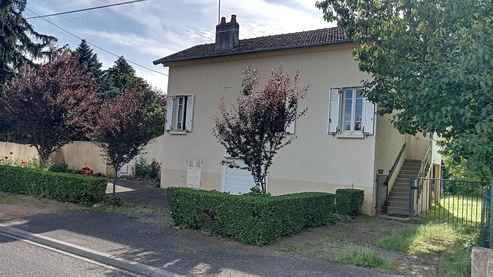 Maison à BELLERIVE-SUR-ALLIER