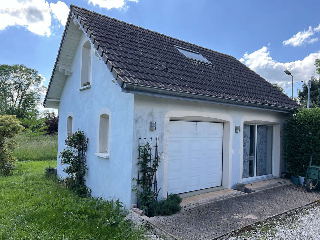 Maison à RUFFEY-LES-BEAUNE