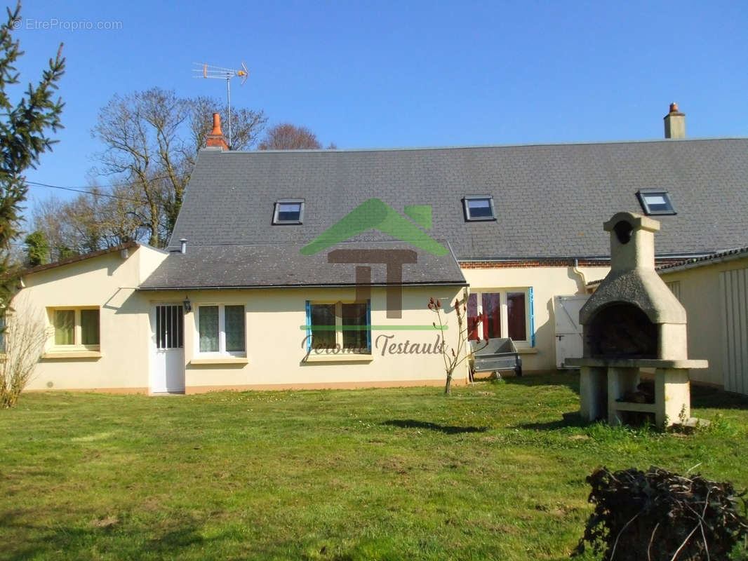 Maison à CLOYES-SUR-LE-LOIR