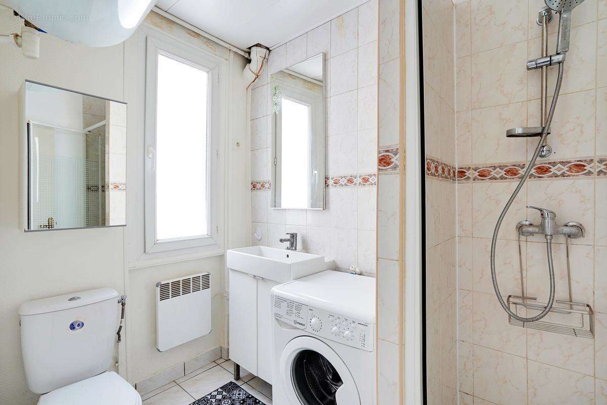 Appartement à PARIS-7E