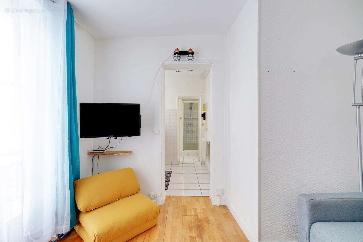 Appartement à PARIS-7E